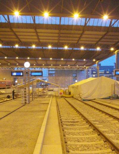 Schutzzelt auf dem Hauptbahnhof in Chemnitz